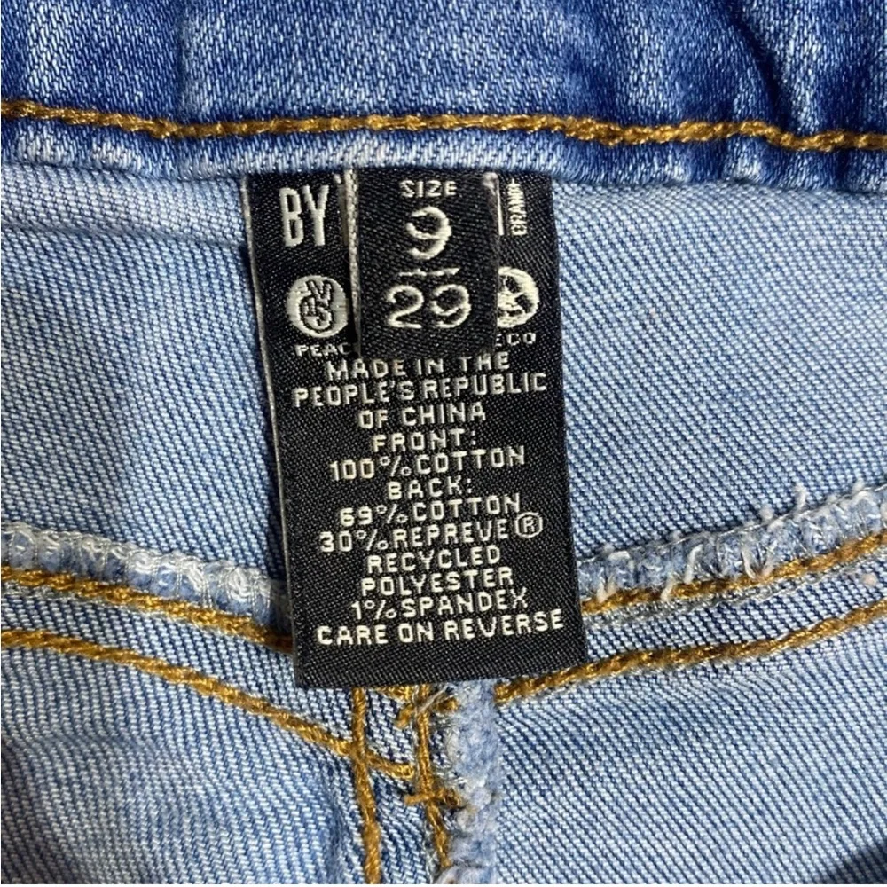 REWASH Women’s Distressed Denim Cutoff Shorts Size 9/29 Mid Rise Blue Jean